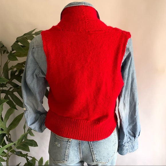 k n i t :: Vintage Hand Made Cable Knit Pointelle Sweater Vest - Picture 7 of 12